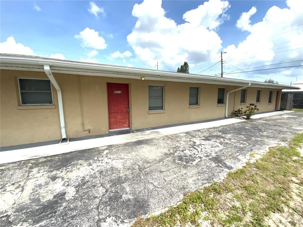 5513 CHEYENNE DRIVE HOLIDAY, FL 34690