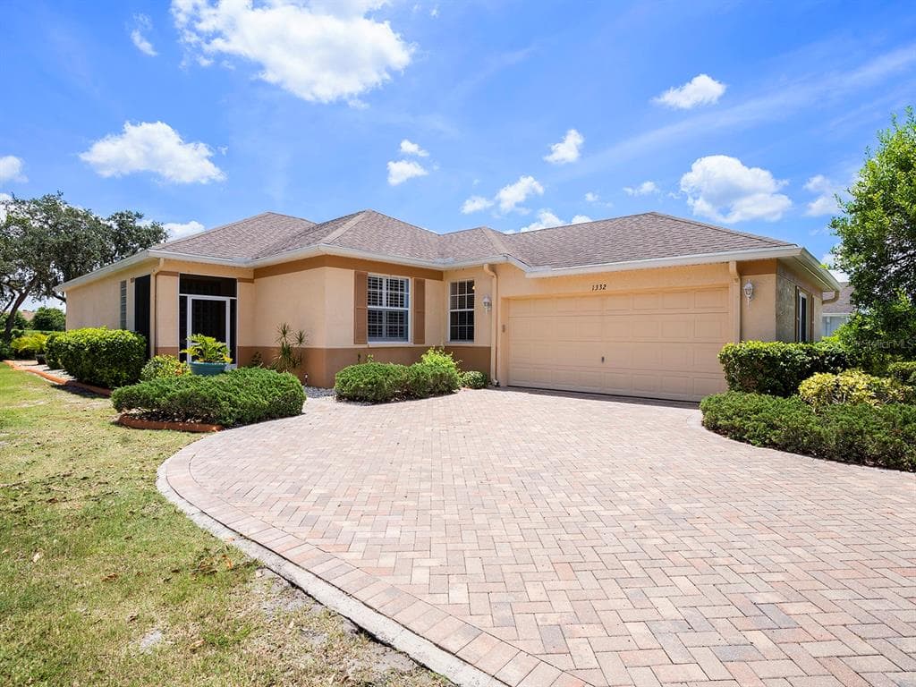 1332 MISTY GREENS DRIVE SUN CITY CENTER, FL 33573
