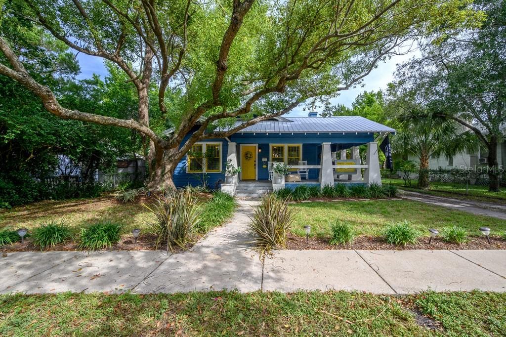 109 W POWHATAN AVENUE TAMPA, FL 33604