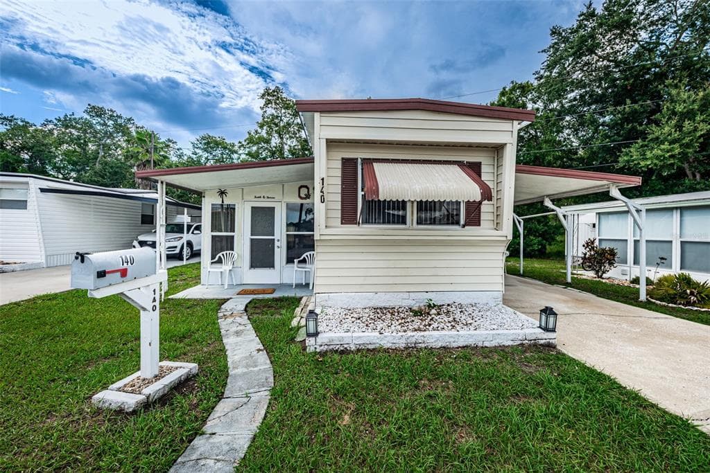16940 US HIGHWAY 19 N UNIT 140 CLEARWATER, FL 33764