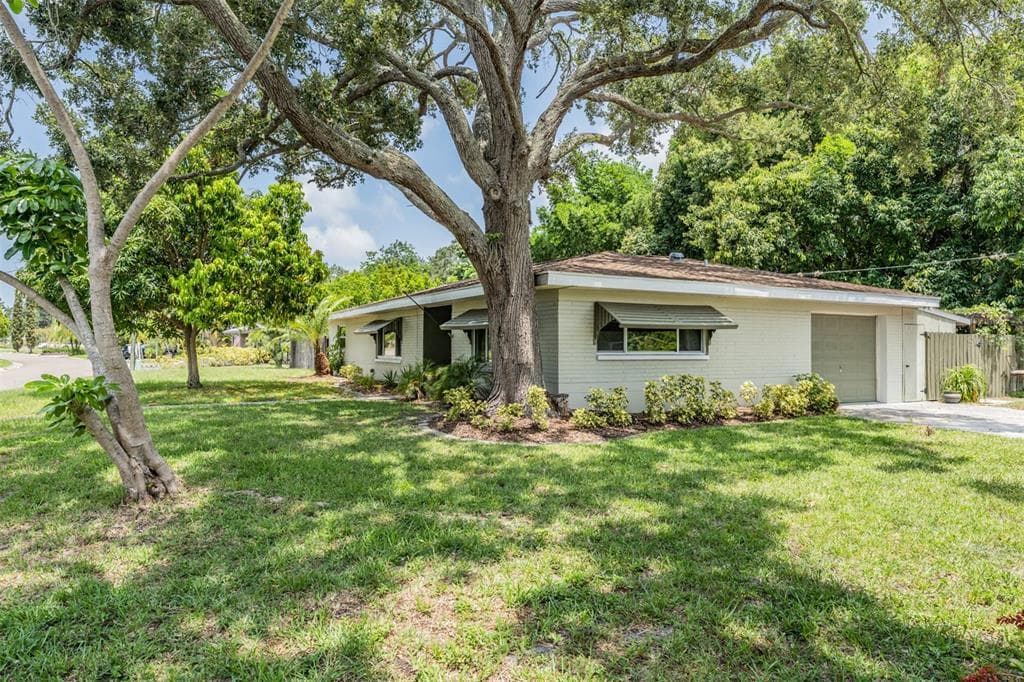 6101 6TH AVENUE S ST PETERSBURG, FL 33707