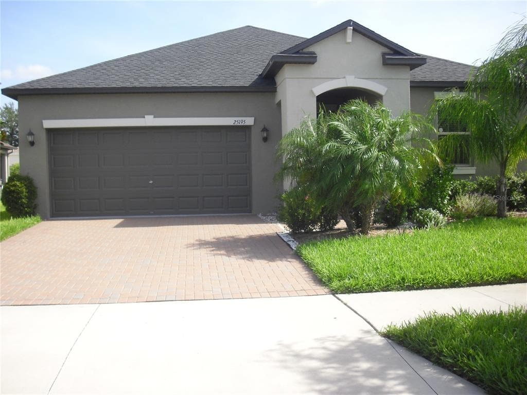 25195 LAMBRUSCO LOOP LUTZ, FL 33559
