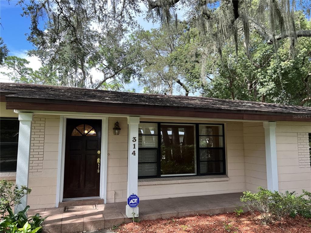 314 GLEN RIDGE AVENUE TEMPLE TERRACE, FL 33617