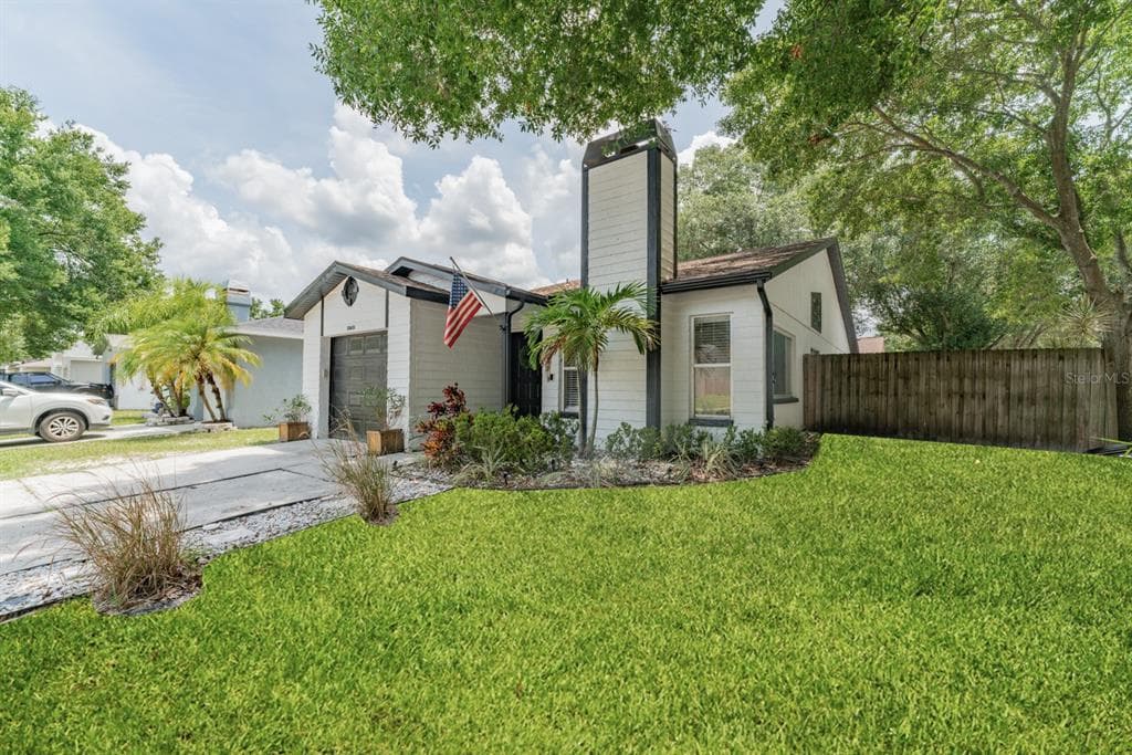 13415 LARAWAY DRIVE RIVERVIEW, FL 33579