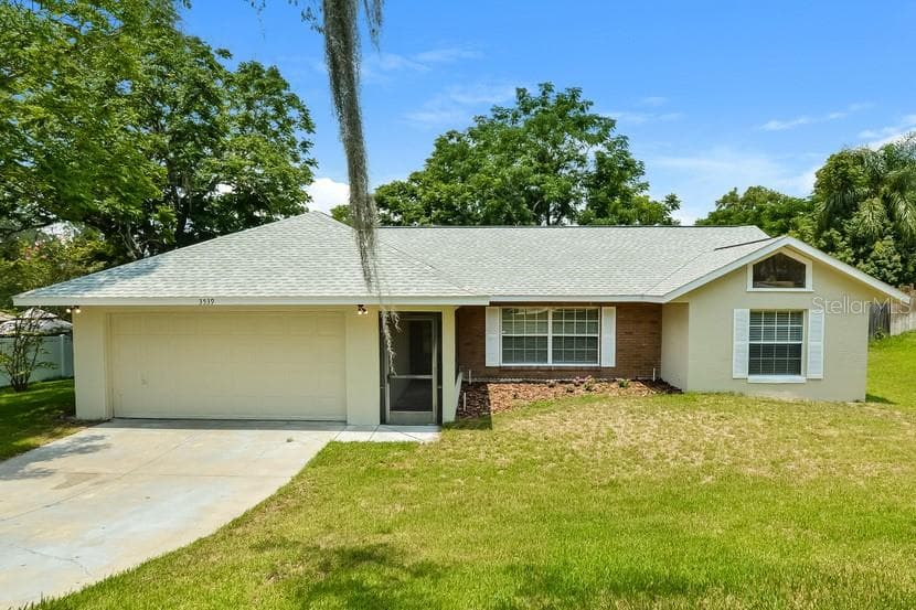 3539 SAILFISH AVENUE FRUITLAND PARK, FL 34731