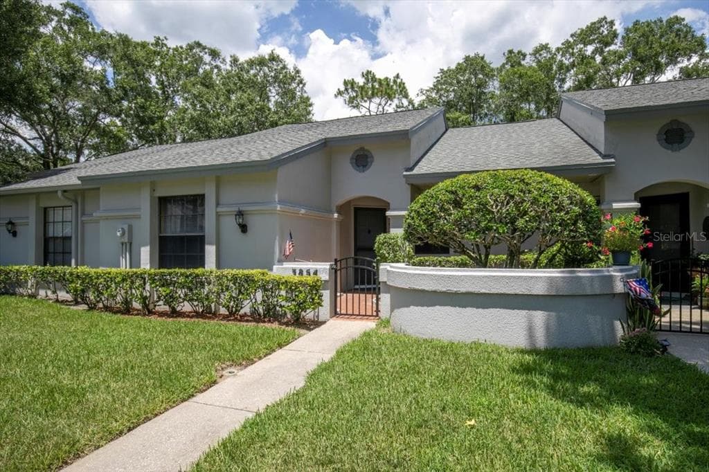 3854 GOLDFINCH COURT PALM HARBOR, FL 34685