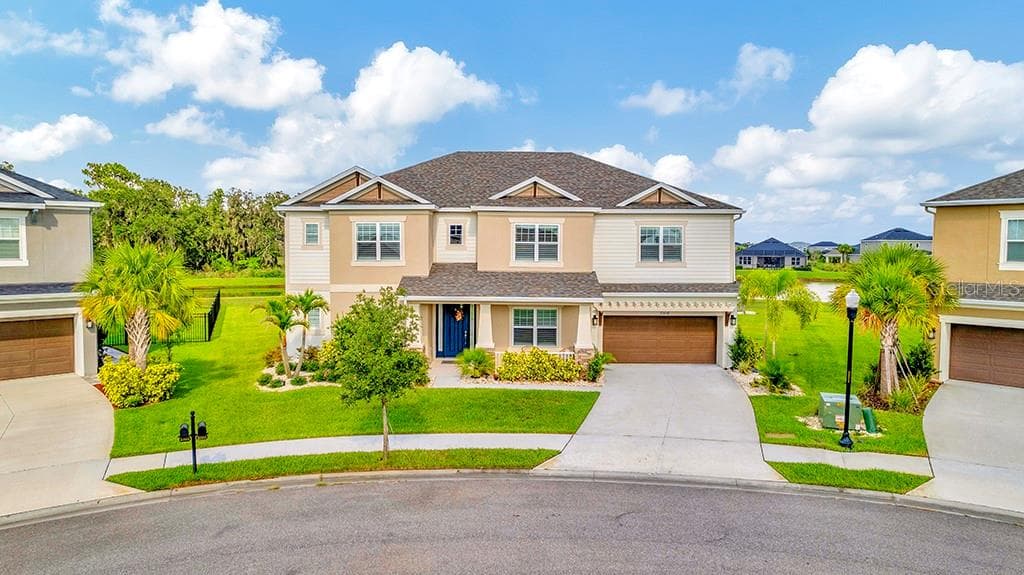 33658 WILLOW POINT COURT WESLEY CHAPEL, FL 33545