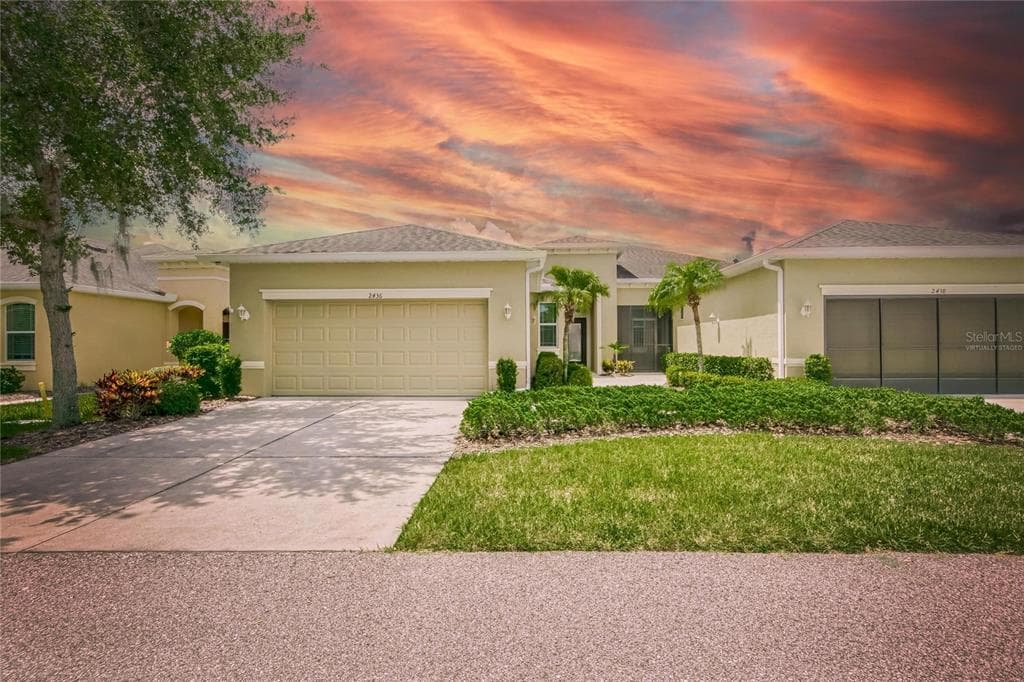 2436 NOTTINGHAM GREENS DRIVE UNIT 89 SUN CITY CENTER, FL 33573