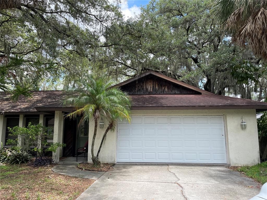 4122 CENTER GATE BOULEVARD SARASOTA, FL 34233