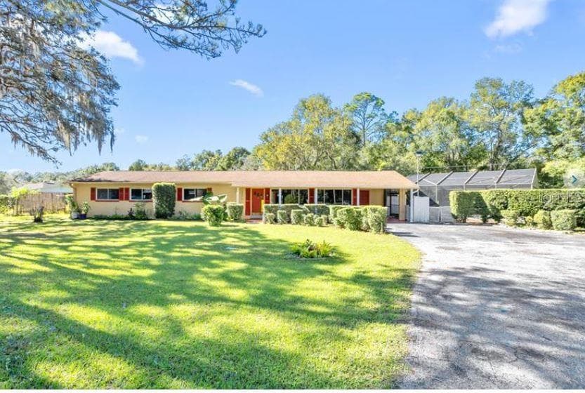 5476 LAKE LE CLARE ROAD LUTZ, FL 33558