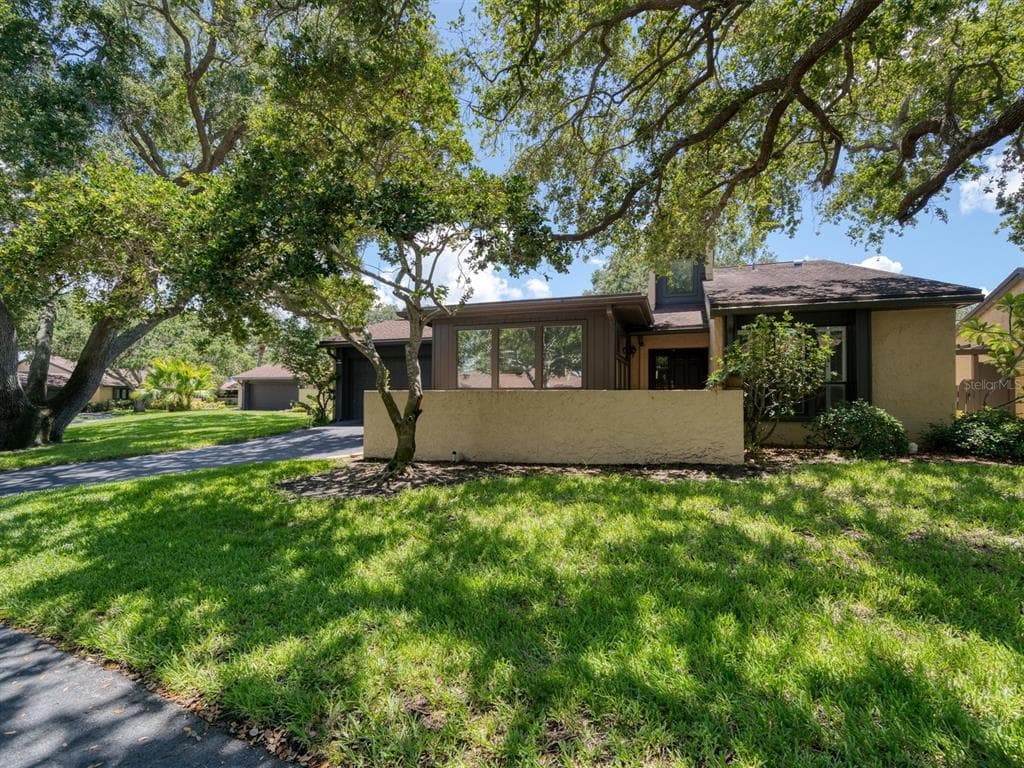 13300 INDIAN ROCKS ROAD UNIT 501 LARGO, FL 33774