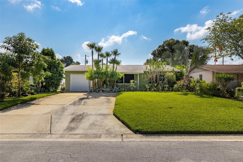 6655 26TH WAY N ST PETERSBURG, FL 33702