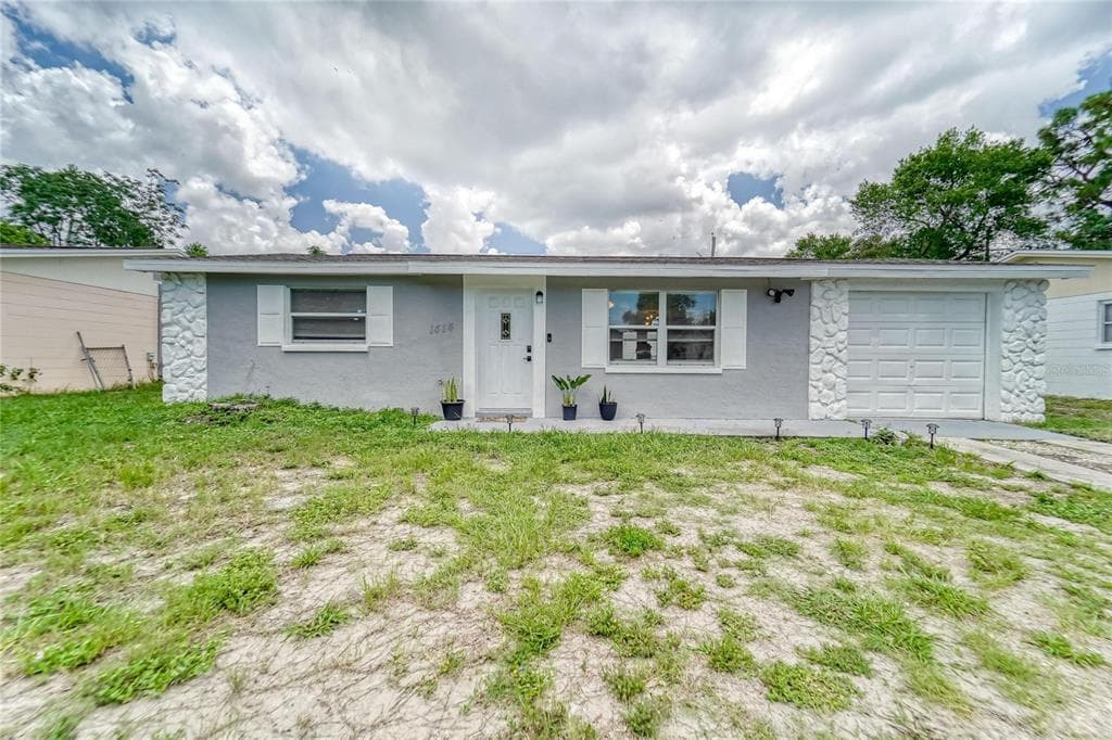 1414 HONOR DRIVE HOLIDAY, FL 34690