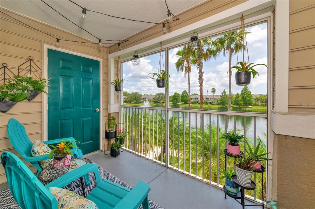 8827 MANOR LOOP UNIT 205 LAKEWOOD RANCH, FL 34202