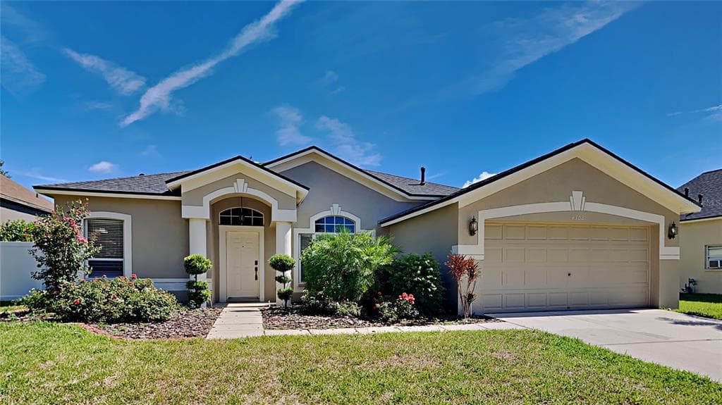 4308 BUCKHORN GROVES COURT VALRICO, FL 33596