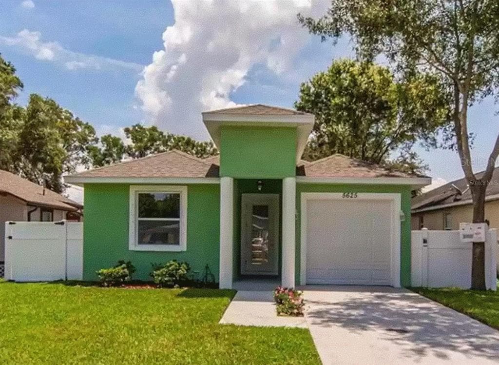 5625 35TH WAY N ST PETERSBURG, FL 33714
