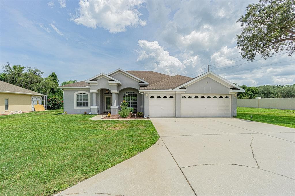 8937 THOREAU PLACE HUDSON, FL 34667