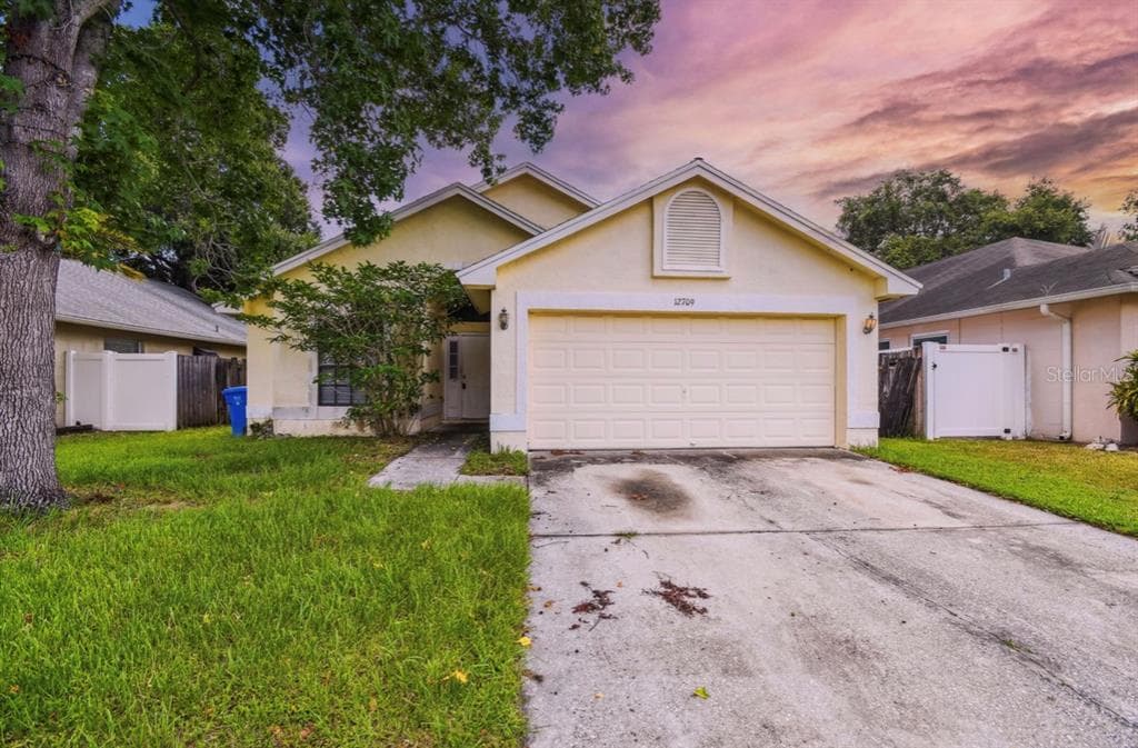 12709 TROWBRIDGE LANE TAMPA, FL 33624