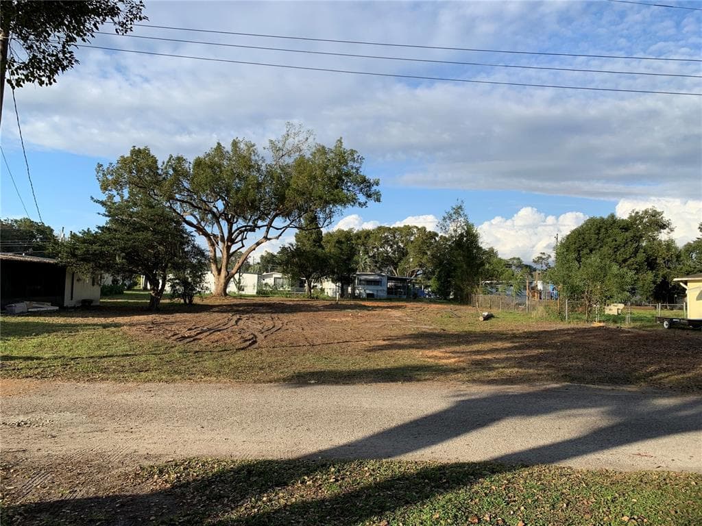 37413 LUPINE DRIVE ZEPHYRHILLS, FL 33541