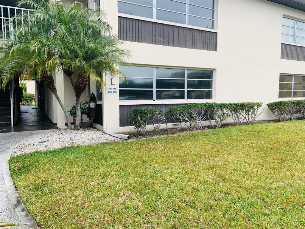 4715 JASPER DRIVE UNIT 106 NEW PORT RICHEY, FL 34652