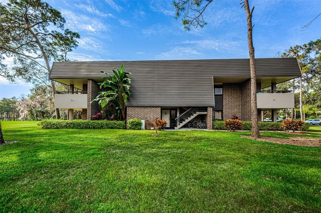 36750 US HIGHWAY 19 N UNIT 5-202 PALM HARBOR, FL 34684