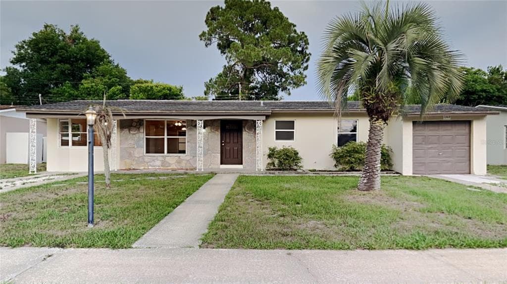 1323 W WELLINGTON DRIVE DELTONA, FL 32725