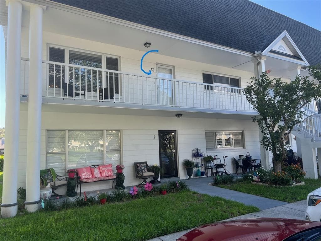 2220 SWEDISH DRIVE UNIT 32 CLEARWATER, FL 33763