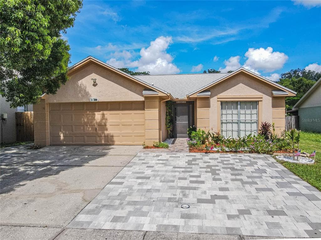 9820 SIR FREDERICK STREET TAMPA, FL 33637
