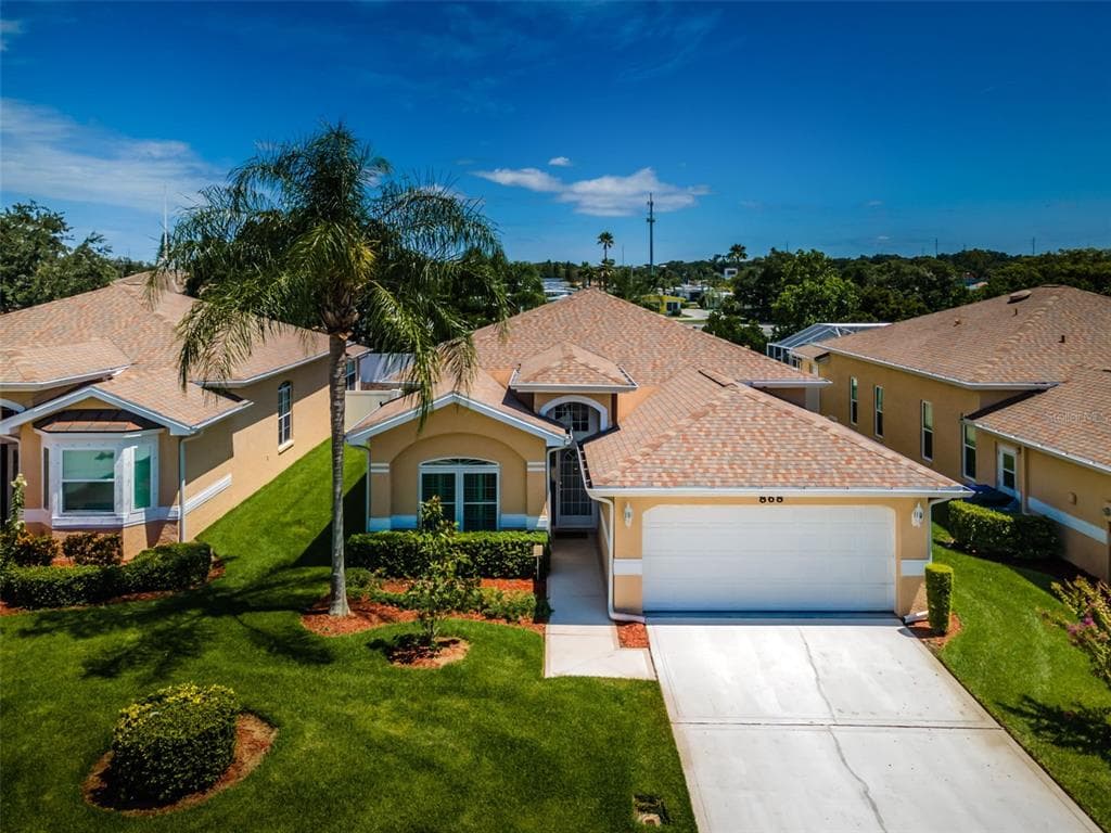 868 MICHELE CIRCLE DUNEDIN, FL 34698
