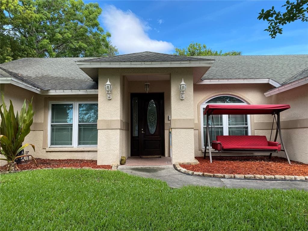 1986 VALENCIA WAY CLEARWATER, FL 33764