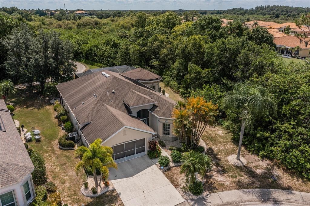 1352 MISTY GREENS DRIVE SUN CITY CENTER, FL 33573