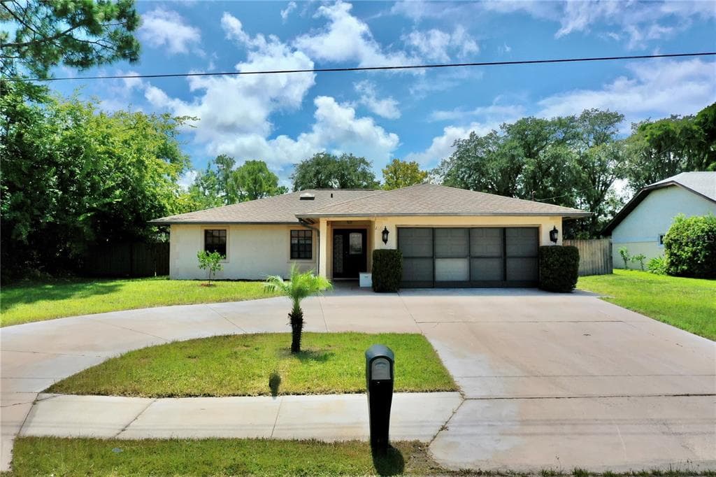 122 FLORIDA PARK DRIVE PALM COAST, FL 32137
