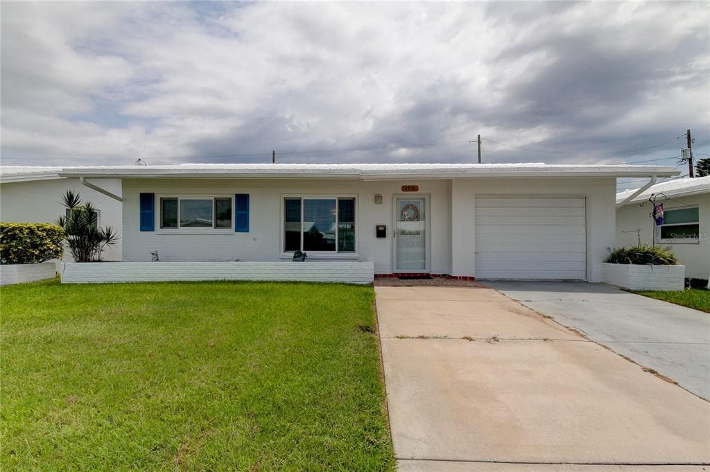 4510 99TH AVENUE N UNIT 1B PINELLAS PARK, FL 33782