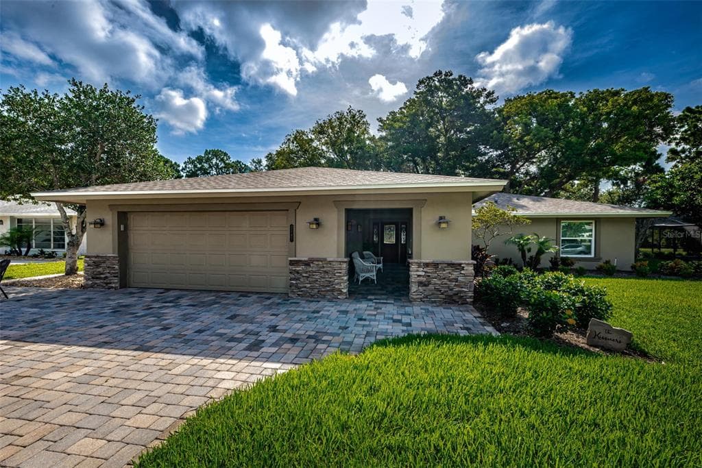 2787 QUAIL HOLLOW ROAD E