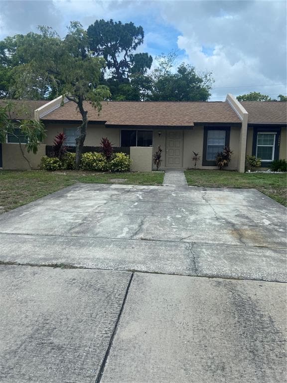 10086 88TH STREET SEMINOLE, FL 33777
