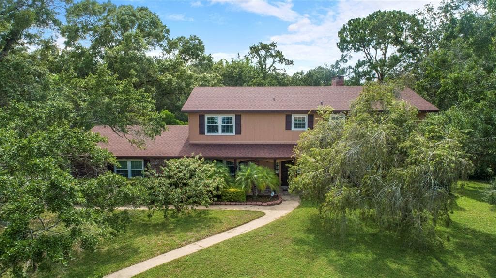 4749 BURGUNDY PLACE LAKELAND, FL 33813