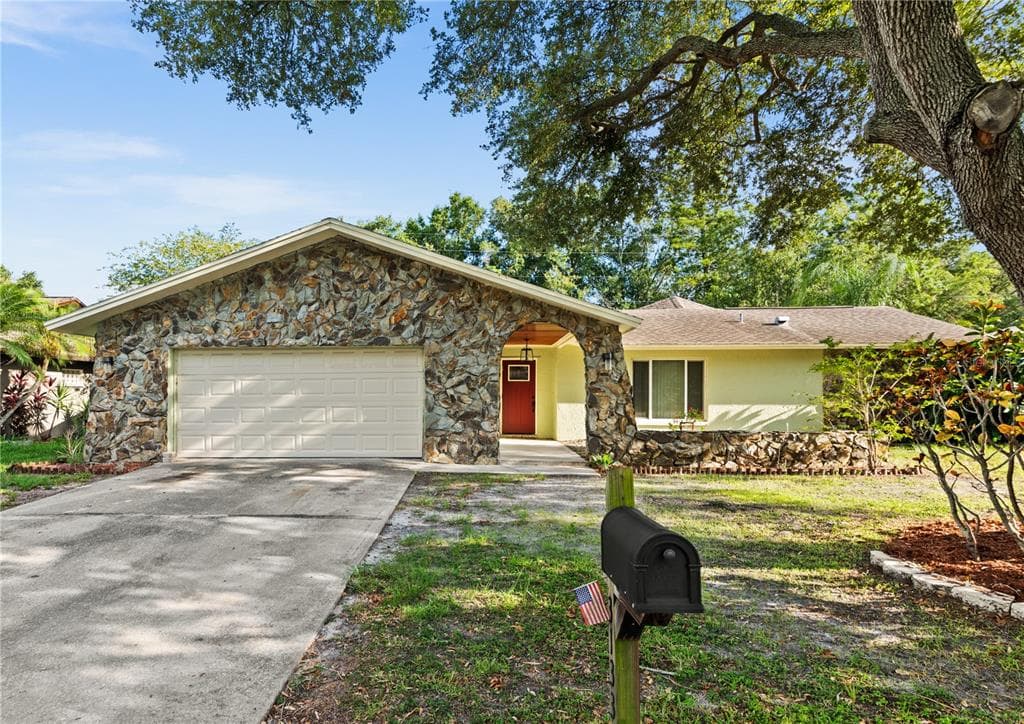 3133 SWAN LANE SAFETY HARBOR, FL 34695