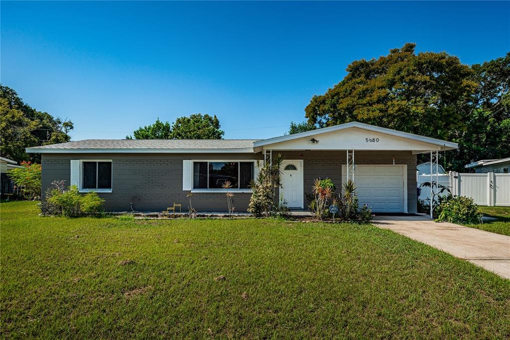 5680 32ND TERRACE N ST PETERSBURG, FL 33710