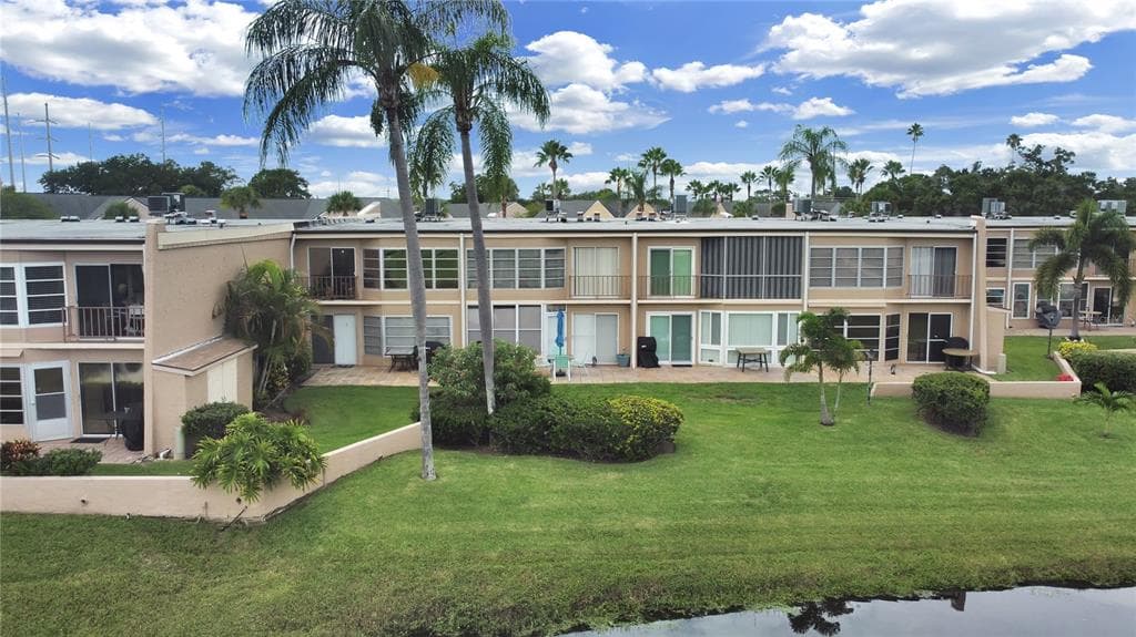 225 COUNTRY CLUB DRIVE UNIT A208 LARGO, FL 33771