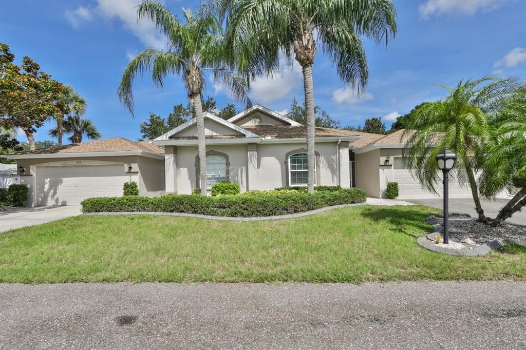 920 OXFORD PARK DRIVE SUN CITY CENTER, FL 33573