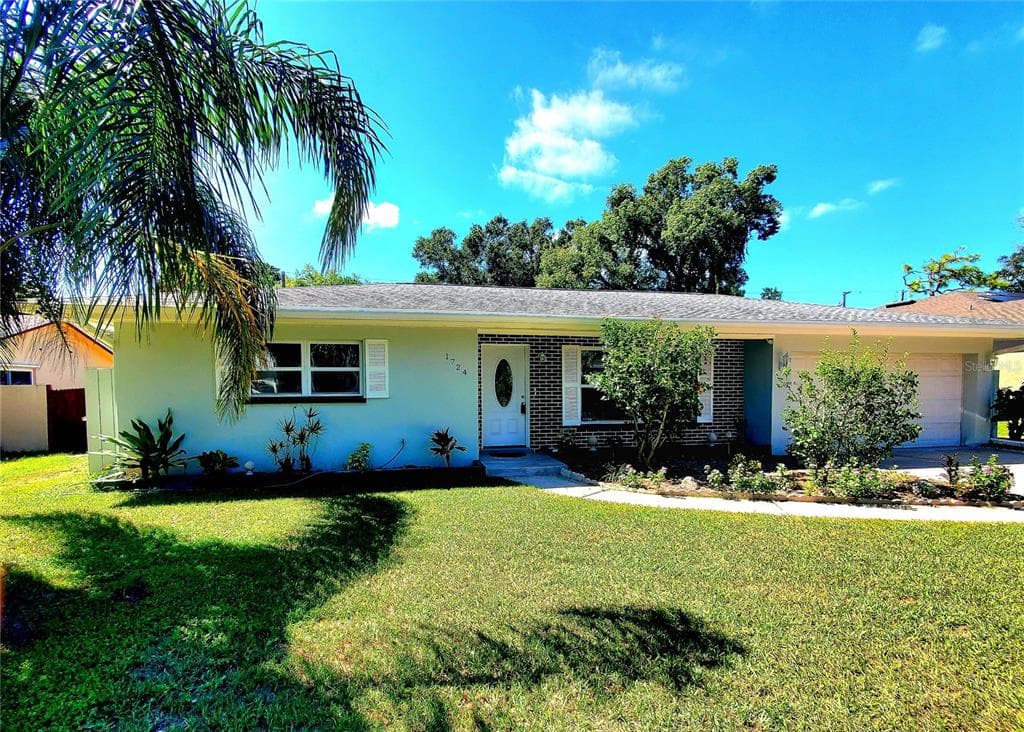 1724 SHARONDALE DRIVE CLEARWATER, FL 33755
