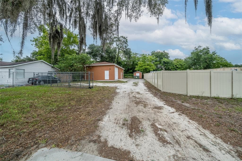 5102 7TH STREET ZEPHYRHILLS, FL 33542