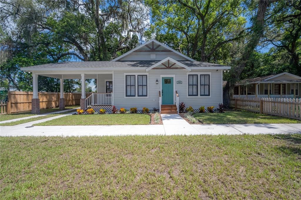 904 E CURTIS STREET TAMPA, FL 33603