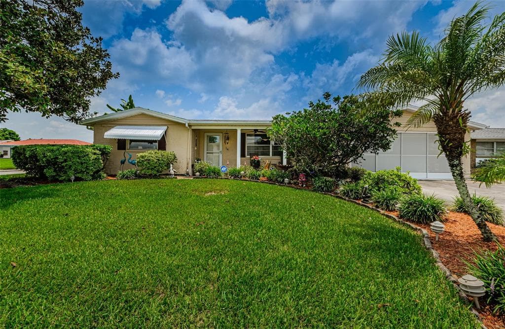 5820 LIDDELL DRIVE NEW PORT RICHEY, FL 34652