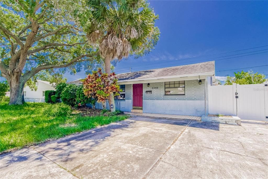 2250 64TH STREET N