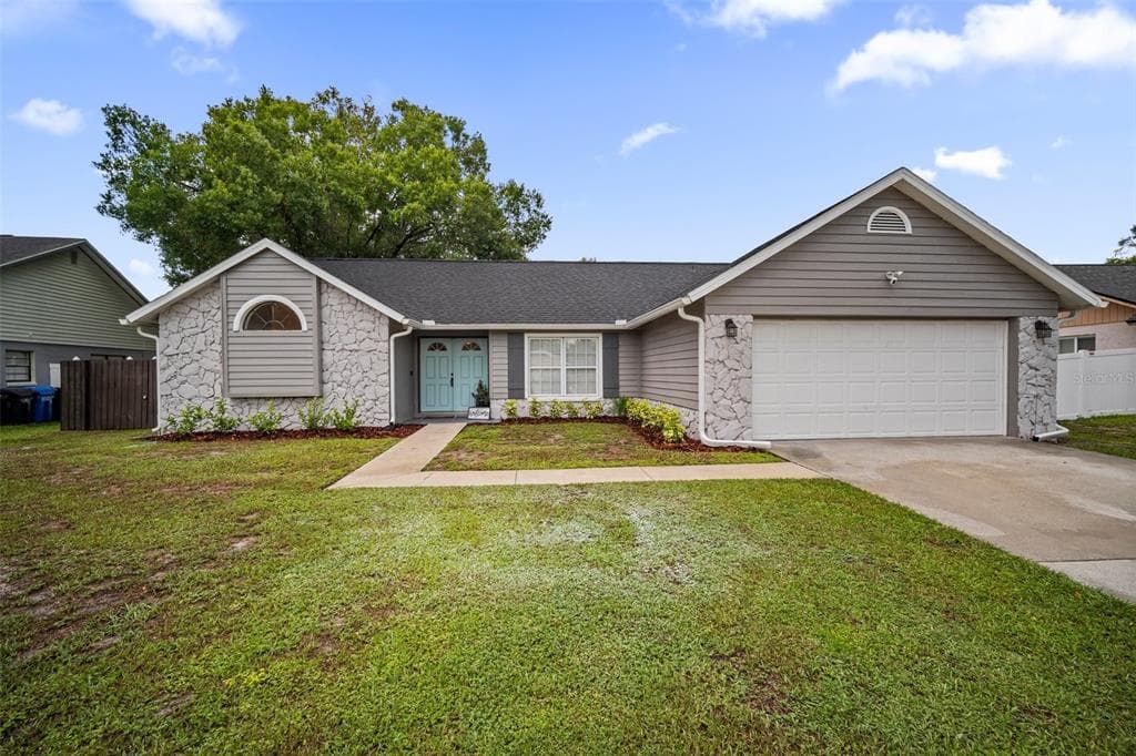 1005 CAMEO CREST LANE VALRICO, FL 33596