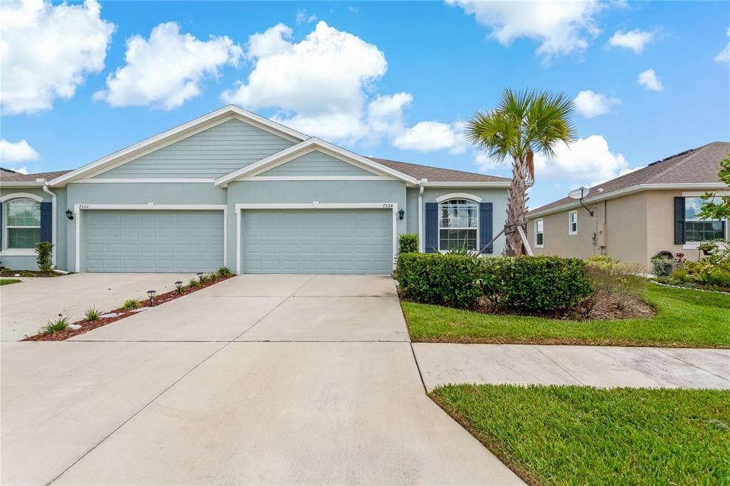 7524 STONEBROOK CIRCLE WESLEY CHAPEL, FL 33545