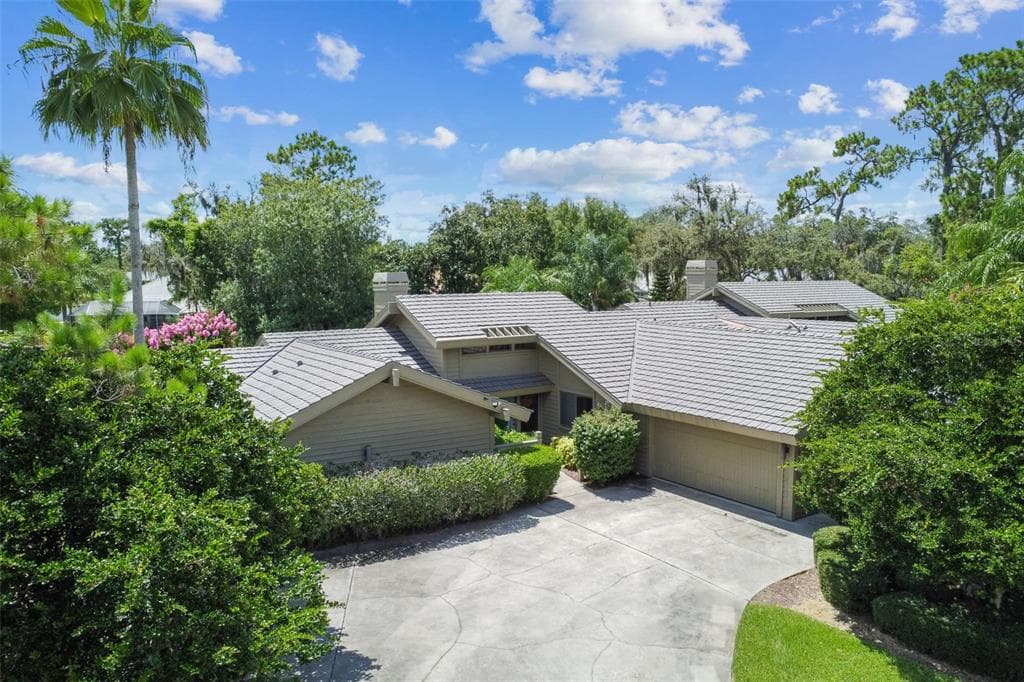 5351 SAND CRANE COURT WESLEY CHAPEL, FL 33543