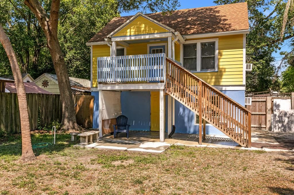 921 JACKSON STREET N ST PETERSBURG, FL 33705
