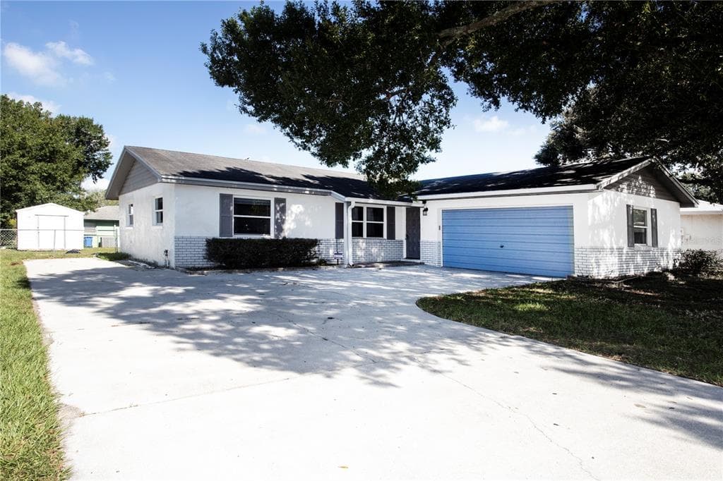 1008 ESSEX COURT BRANDON, FL 33510